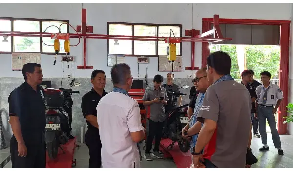 Bengkel TEFA SMKN 8 Manado Diresmikan, DAW Cetak Siswa Siap Kerja di Industri Otomotif