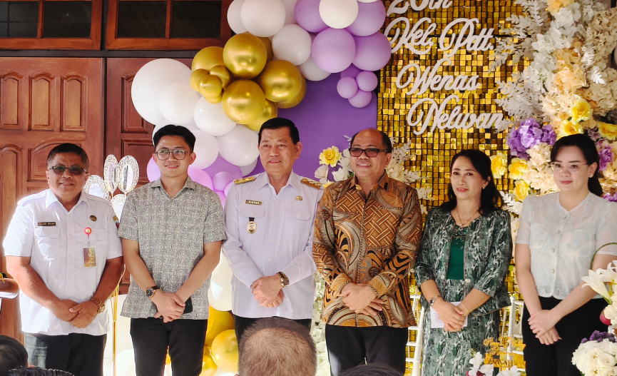 Hadiri Ibadah HUT Pernikahan Keluarga Wenas–Nelwan, Wagub Victor Mailangkay Tekankan Pentingnya Bersyukur