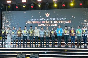 Di Bawah Kepemimpinan Hengky Honandar, Bitung Raih Penghargaan Nasional UHC Awards 2026