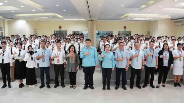 Dirut RSUP Kandou Manado Bekali Mahasiswa Kedokteran, Tekankan Soal Sikap dan Empati