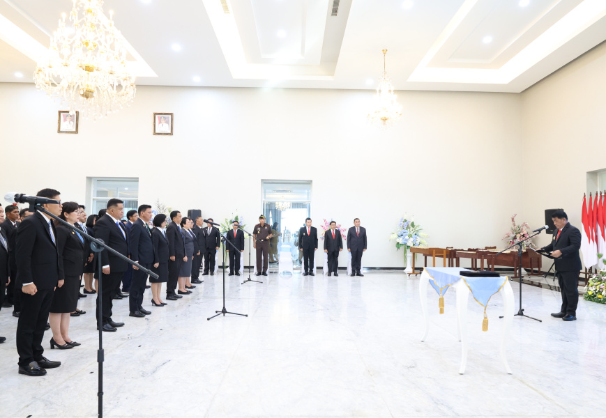 Gubernur Yulius Selvanus Rombak Puluhan Pejabat Pemprov Sulut, Ini Daftarnya