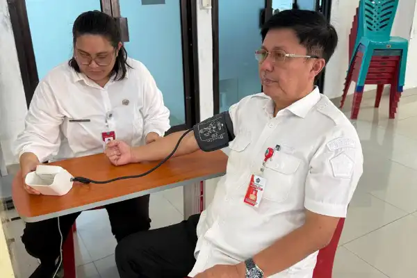 Pemkab Minahasa Utara Wajibkan Pejabat Eselon II Jalani Pemeriksaan Kesehatan: Pemimpin Harus Prima Layani Masyarakat
