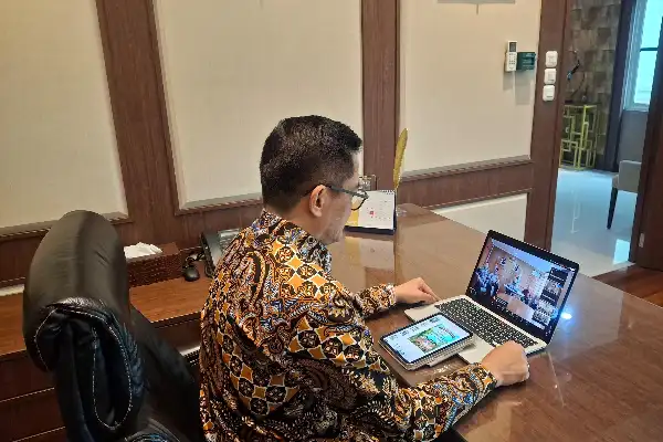Sinergi Pusat dan Daerah: Bupati Joune Ganda Ikut Rakor Gerakan Indonesia ASRI
