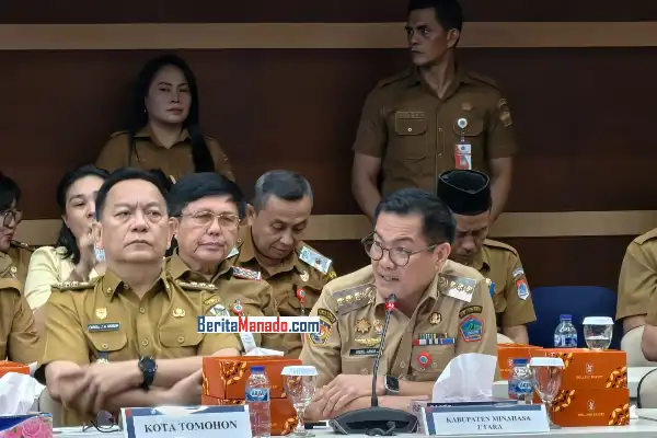 High Level Meeting BI: Joune Ganda Ungkap Inovasi Baru 2026 untuk Stabilitas Harga di Kepulauan 8 High Level Meeting BI: Joune Ganda Ungkap Inovasi Baru 2026 untuk Stabilitas Harga di Kepulauan