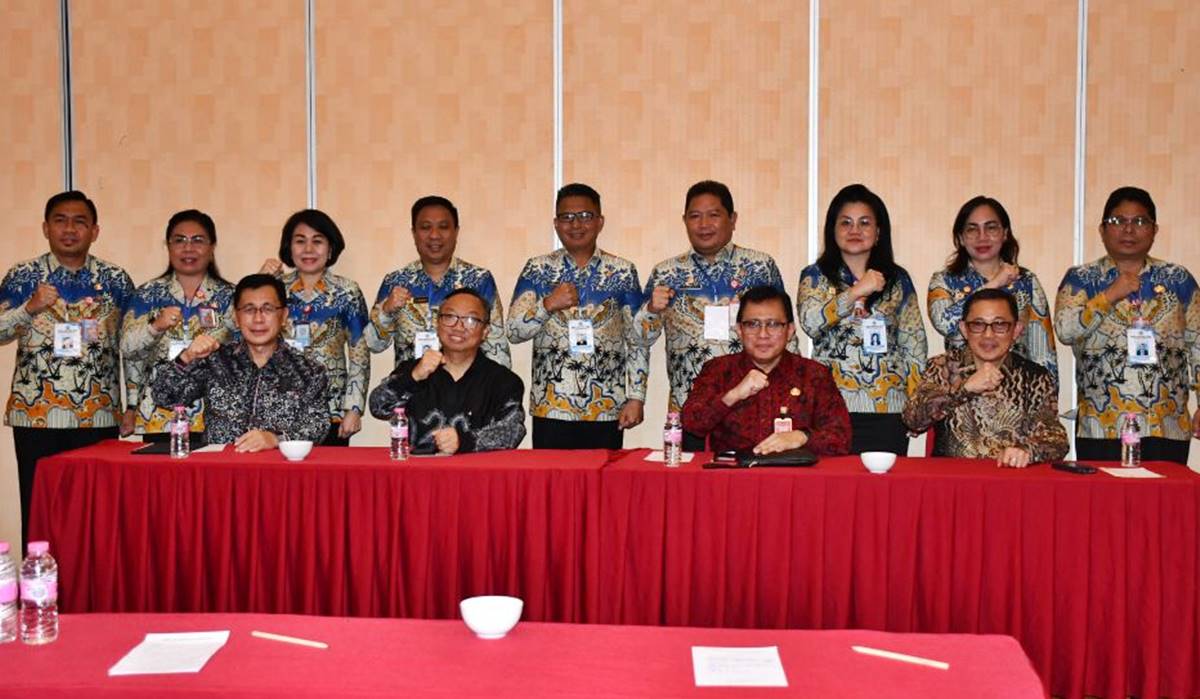 9 pejabat masuk bursa kandidat Sekdaprov Sulut. Empat di antaranya perempuan, yakni Femmy Suluh, Tienneke Adam, Rahel Rotinsulu, dan Syaloom Korompis.