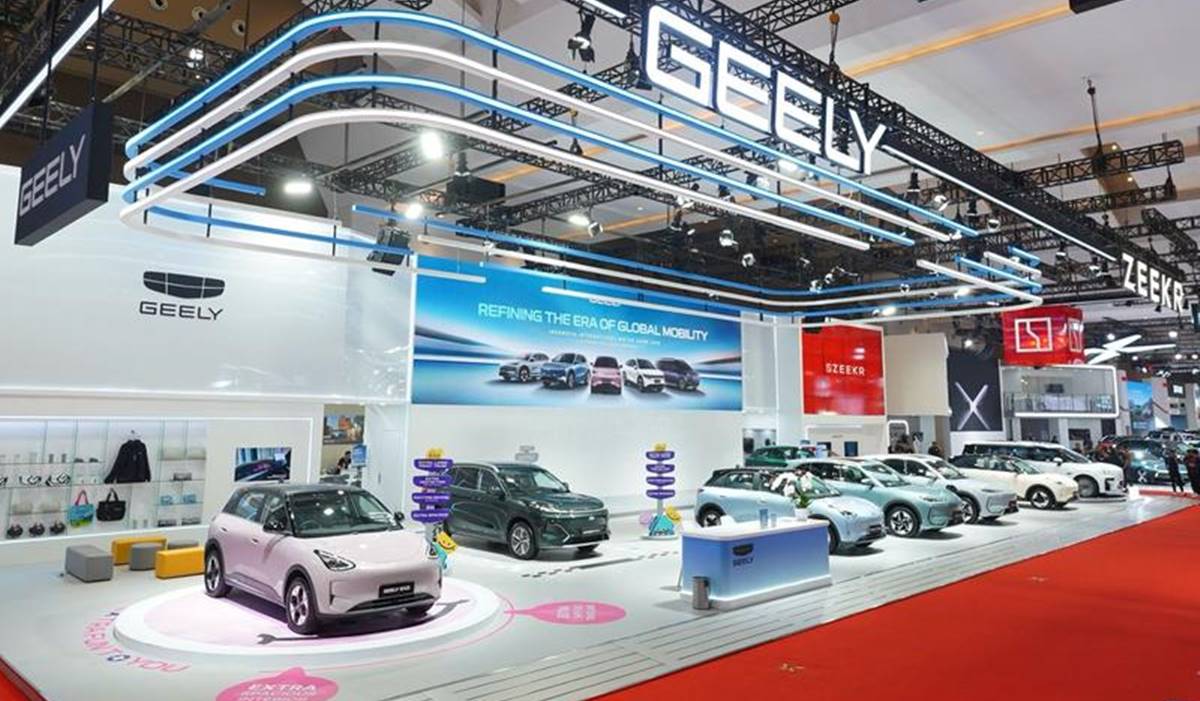 Geely Sukses Bukukan Ribuan Pesanan dan Borong Penghargaan di Ajang IIMS 2026