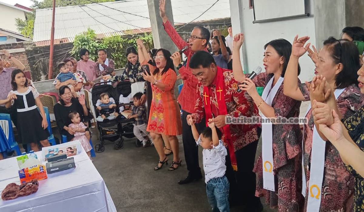 Engku Yulius Selvanus Layani Anak Sekolah Minggu GMIM Eben Haezer Bumi Beringin, Turun Langsung Mengajar dan Berbagi Kasih