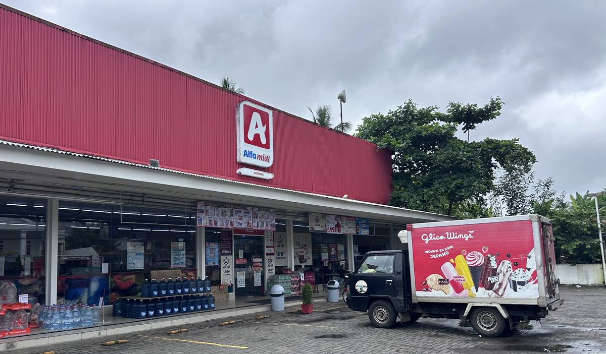 Menteri Koperasi Buka Suara soal Pembatasan Alfamart dan Indomaret, Ini Nasib Koperasi Desa Merah Putih