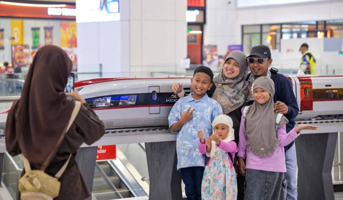 Whoosh Catat Lonjakan Penumpang hingga 25 Persen Saat Libur Panjang Imlek