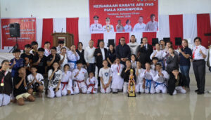Agustivo Tumundo Wakili Bupati Robby Dondokambey Buka Kejuaraan Karate Piala Kemenpora RI
