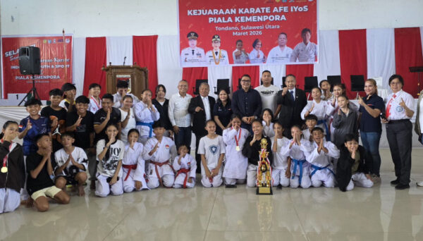Agustivo Tumundo Wakili Bupati Robby Dondokambey Buka Kejuaraan Karate Piala Kemenpora RI