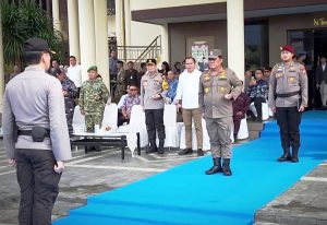 Gubernur Yulius Selvanus Pimpin Apel Operasi Ketupat Samrat 2026