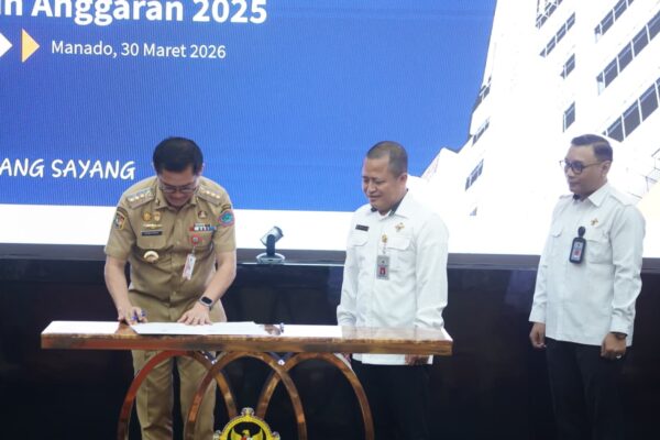 Dorong Transparansi Daerah, Joune Ganda Serahkan LKPD Unaudited ke BPK RI