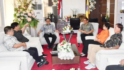 Momen Keakraban Rektor Unsrat dan Unima Bahas Masa Depan Pendidikan Dokter di Sulut