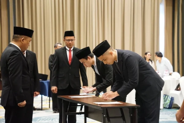 Pilih Indonesia, Dua Anak Berkewarganegaraan Ganda di Manado Ucap Sumpah Setia NKRI