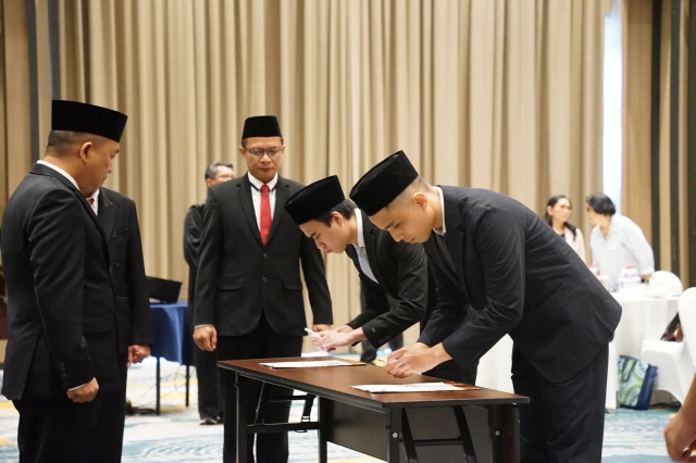 Pilih Indonesia, Dua Anak Berkewarganegaraan Ganda di Manado Ucap Sumpah Setia NKRI