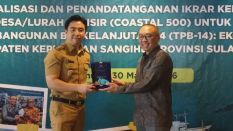 Bupati dan Ratusan Kepala Desa Sangihe Bersatu Jaga Laut, Tandatangani Ikrar Kemitraan Pesisir