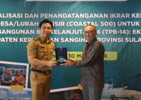 Bupati dan Ratusan Kepala Desa Sangihe Bersatu Jaga Laut, Tandatangani Ikrar Kemitraan Pesisir