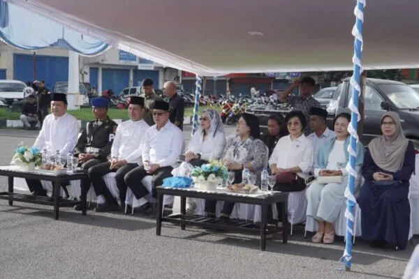 Hengky Honandar Sampaikan Pesan Menyentuh di Salat Id, Fokus pada Keselamatan dan Kebersamaan