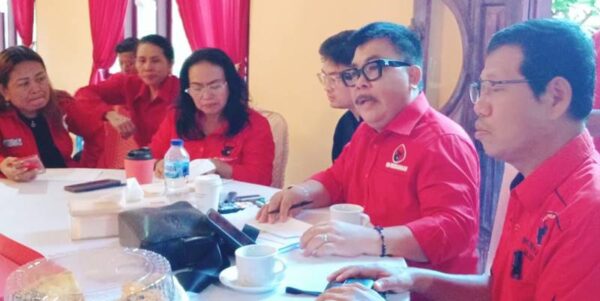 FPT PDI Perjuangan Talaud: Daerah ke-15 di Sulut Tuntaskan Seleksi 9 FPT PDI Perjuangan Talaud dihadiri Fabian Kaloh dan Ketua DPC Mario Titah di Melonguane Sulawesi Utara.