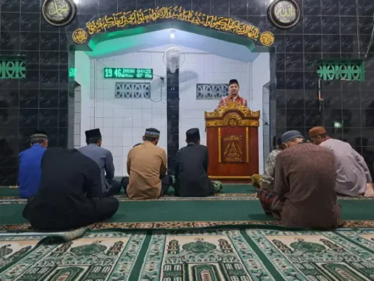 KAJIAN RAMADAN: Ketua BAZNAS Manado Taufiq Permata Ingatkan Jamaah Qordova Malendeng Tentang Pentingnya Zakat