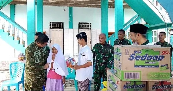 Dansatrol Bersama Prajurit Gelar Bakti Sosial di Panti Asuhan Al Muhtadien, Doa Anak-anak Yatim Mengalir