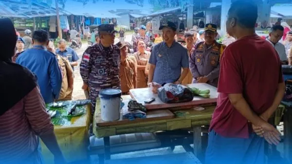 Jelang Idul Fitri, Bupati Thungari Pastikan Harga dan Stok di Pasar Petta Tetap Aman
