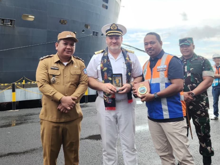 Pelabuhan Bitung Kembali Disinggahi Kapal Pesiar RMS Queen Mary 2, GM Pelindo dan Pemerintah Sambut Antusias