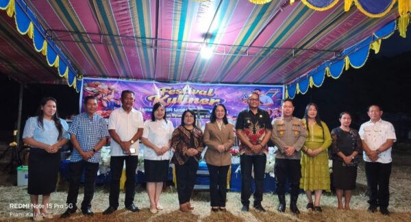 Ketua TP PKK Ellen Honandar Sondakh Apresiasi Festival Kuliner Jemaat GMIM Lembah Kanaan Winenet Saat Pembukaan