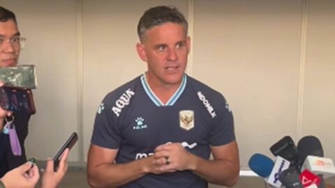 Merinding! John Herdman Terpukau Atmosfer GBK dan Indonesia Raya