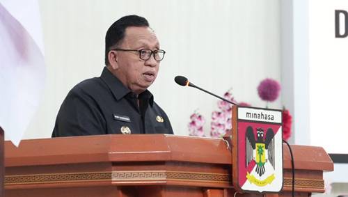 Robby Dondokambey Sampaikan LKPJ 2025 di Rapat Paripurna DPRD Kabupaten Minahasa