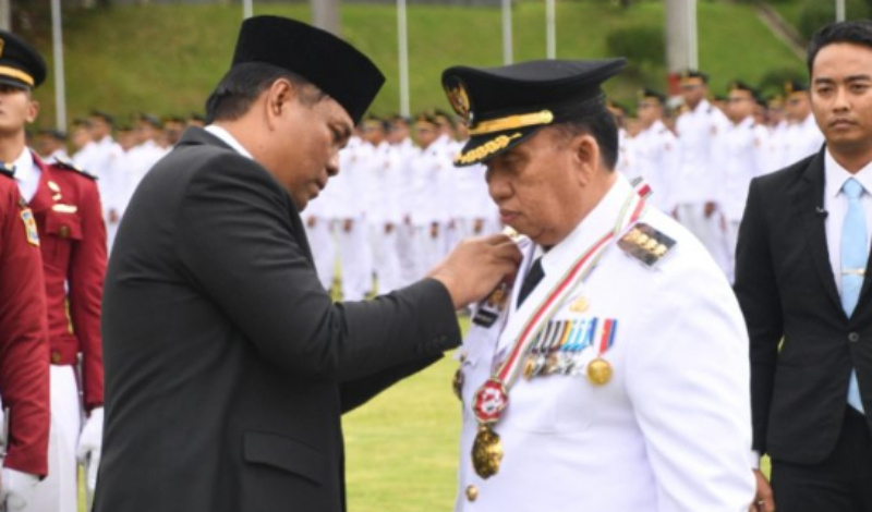 IPDN Jatinangor Anugerahi Bupati Robby Dondokambey Kartika Pamong Praja Muda