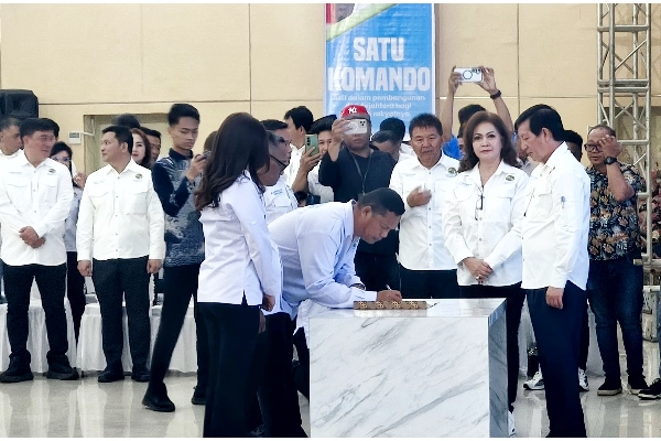 Vicky Lumentut Kawal Program Prabowo dan Tambang Rakyat Sulut
