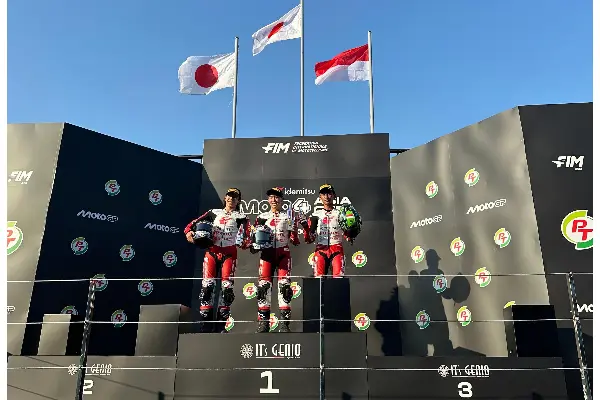 Pembalap Muda Honda Naik Podium di Laga Pembuka Moto4 Asia Cup Buriram