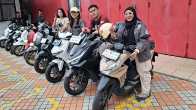 Simak Tips Cari Aman saat Touring dengan Skutik Honda