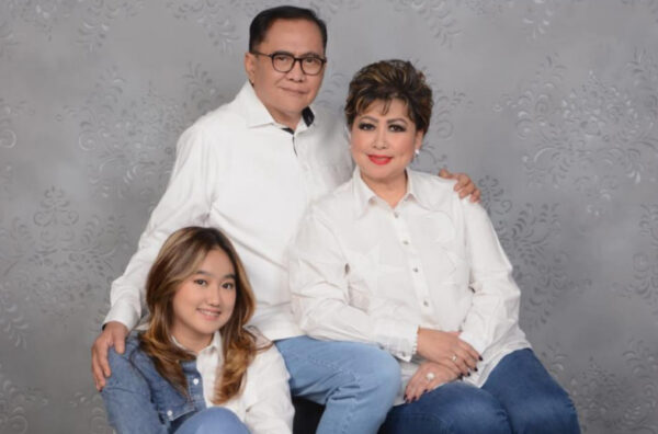 Maya Rumantir: Kasih Tuhan Nyata di Tengah Keluarga 9 Maya Rumantir: Kasih Tuhan Nyata di Tengah Keluarga