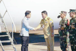 Disambut Gubernur Yulius Selvanus, Wapres Gibran Rakabuming Raka, Tinjau Langsung Dampak Gempa di Sulawesi Utara