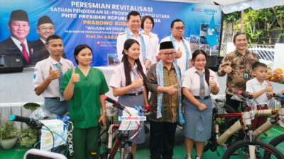 Bersama Menteri Abdul Mu'ti, Wagub Victor Mailangkay Hadiri Peresmian Revitalisasi Satuan Pendidikan se-Sulut