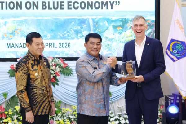 Gubernur Sulut Yulius Selvanus Ungkap Strategi Besar Ekonomi Biru 9 Gubernur Sulut Yulius Selvanus Ungkap Strategi Besar Ekonomi Biru