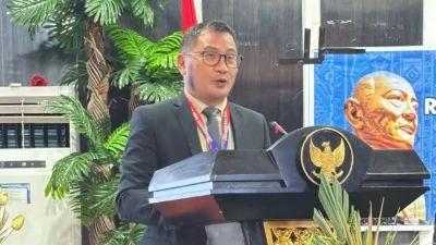 Kuliah Umum Green Democracy, Ferry Liando: Demokrasi Kita Ancam Kelestarian Lingkungan