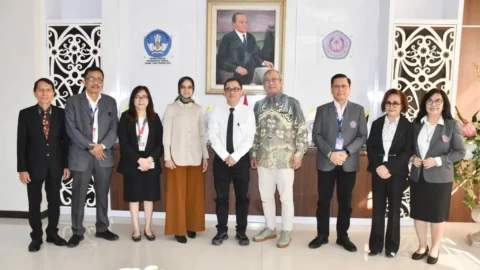 Bidik Akreditasi Unggul, Rektor Unsrat Sambut Tim Asesor BAN-PT di Magister Entomologi
