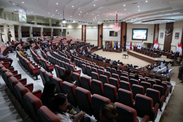 DPRD Sulut Paripurnakan Rekomendasi Pansus LKPJ Gubernur Sulut Tahun 2025 2 DPRD Sulut Paripurnakan Rekomendasi Pansus LKPJ Gubernur Sulut Tahun 2025