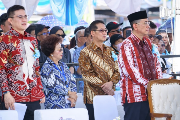 Wali Kota Hengky Honandar Hadiri Paskah Nasional di Manado, Gaungkan Semangat Kebersamaan