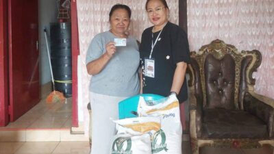 Warga Amongena Dua Dapat Bantuan Pangan Pemerintah