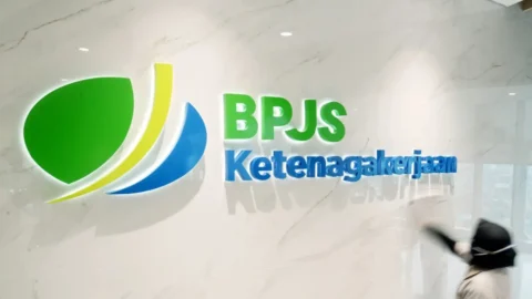 Jangan Lewatkan! Ada Manfaat Keringanan Iuran 50 Persen JKK dan JKM untuk Pekerja