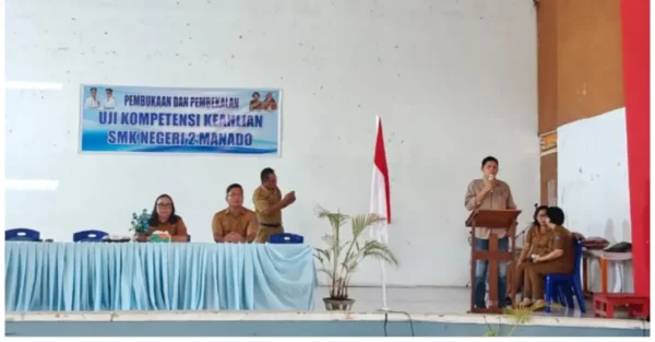 DAW Dukung Uji Kompetensi Siswa SMK Negeri 2 Manado 8 DAW Dukung Uji Kompetensi Siswa SMK Negeri 2 Manado