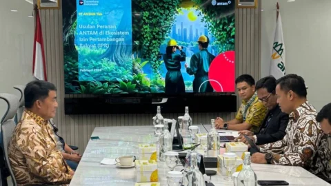 Gubernur Yulius Selvanus Jajaki Kerja Sama dengan PT Antam demi Penambang Sulut