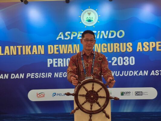 Hengky Honandar Resmi Jabat Wakil Sekretaris Korwil VI Sulawesi Aspekindo Periode 2025–2030