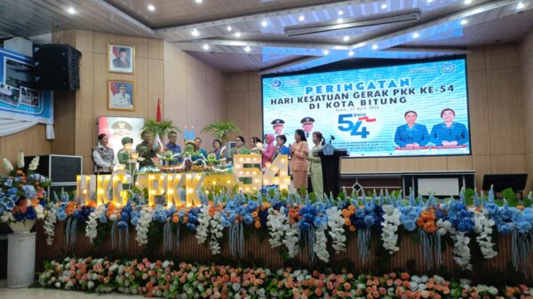 Upacara Korpri 2026 Dipimpin Hengky Honandar, Semangat Kartini Digelorakan untuk ASN Bitung