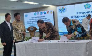 Bitung Ambil Peran dalam PSEL Sulut, Wali Kota Hengky Honandar Hadiri Penandatanganan di Jakarta